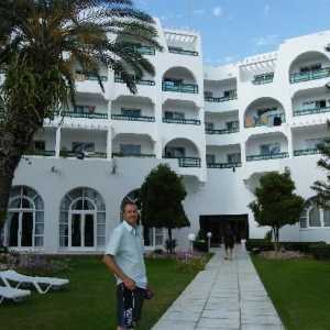 Тунис: `Мархаба Бич` в Суссе – веселый и позитивный отель