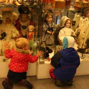 Un muzeu unic în Moscova: un regat de păpuși. Expoziții de diferite vârste și din diferite țări