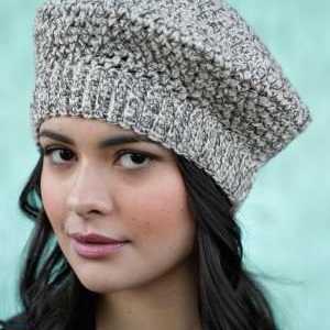 Knit beret pentru o femeie: scheme, recomandări, fotografii