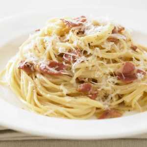 Spaghete delicioase cu brânză: caracteristici de gătit, rețete și recenzii