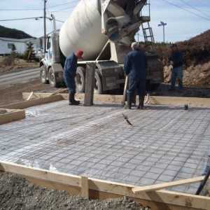 Turnarea betonului la temperaturi scăzute: recomandări utile