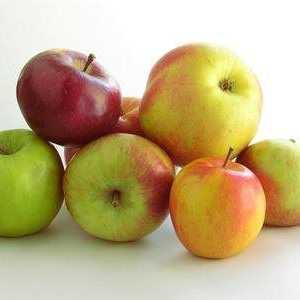 Măr verde - BZHU. Red apple - BJU