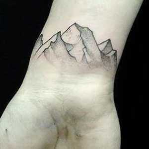 Semnificația și variantele tatuajului `Munții`