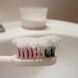 Pulbere de dinți: rău și beneficii, recenzii, recomandări ale medicilor dentiști